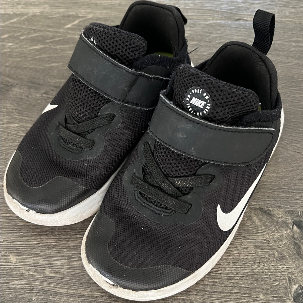 Nike Black and White Kids' Sneakers